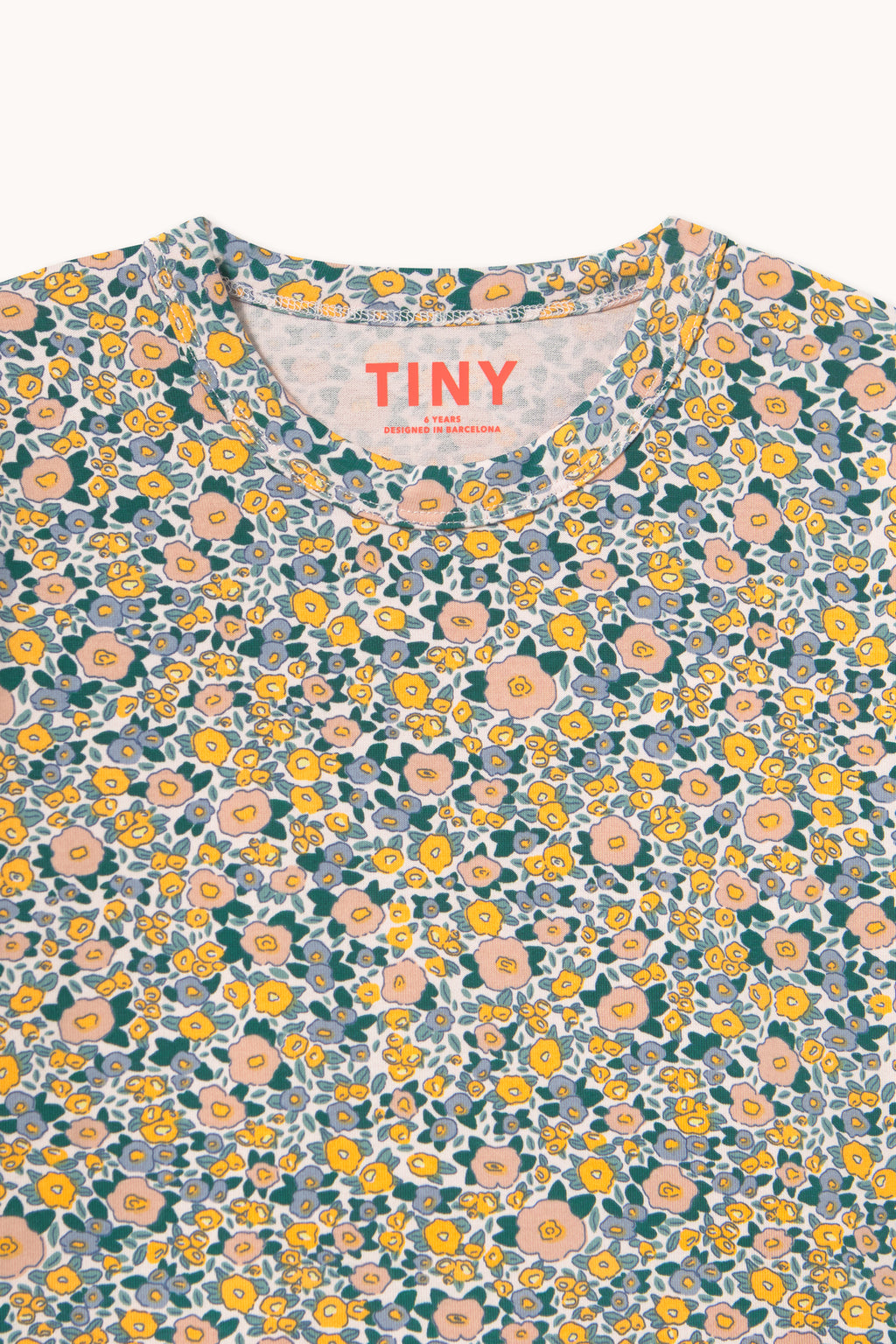 Flower Pattern Tee – pastel pink