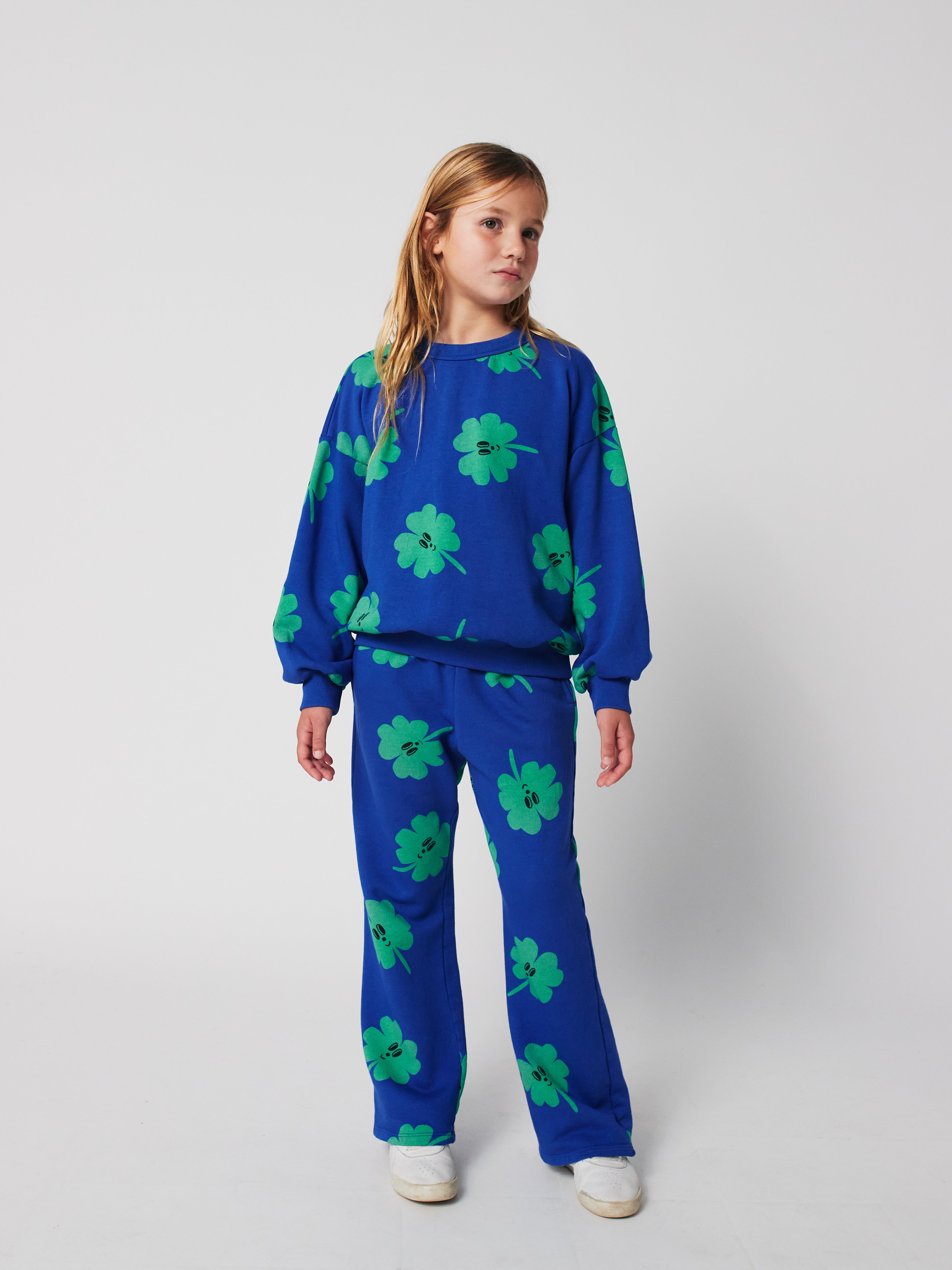 Lucky Clover All Over Flare Jogging Pants – blue