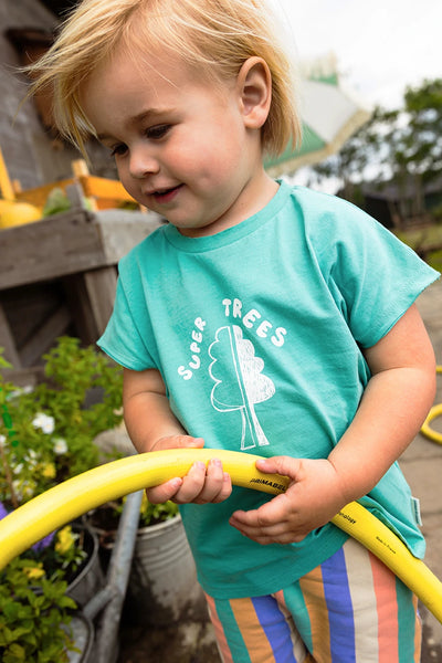 Sleeveless T-Shirt Trees – botanical green