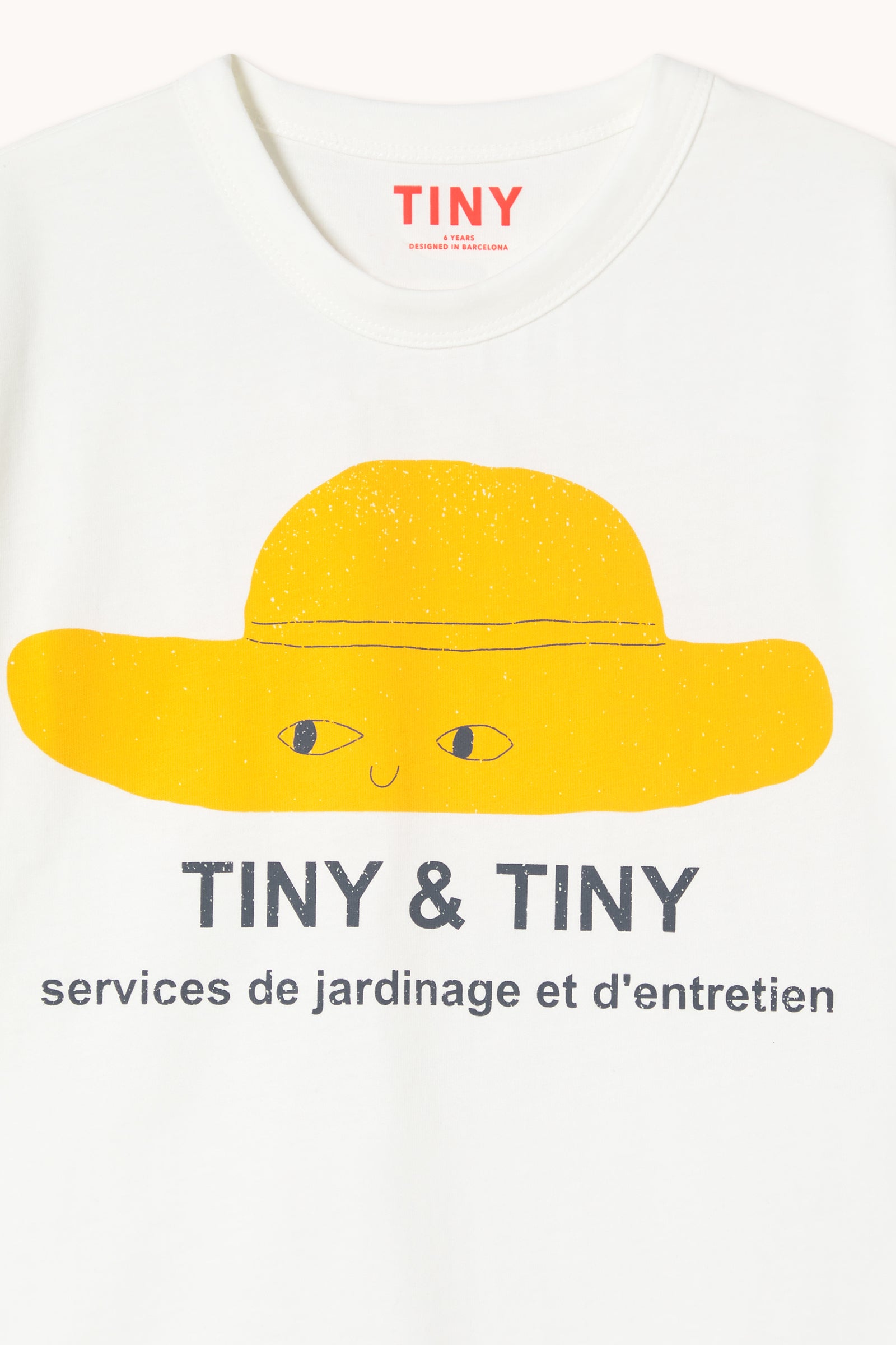 Tiny Hat Graphic Tee – offwhite