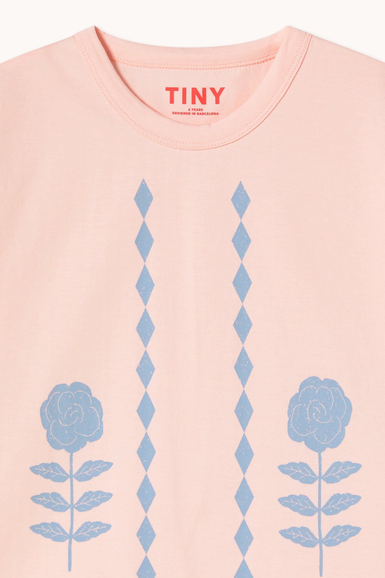 Flower Pattern Graphic Tee – pastel pink