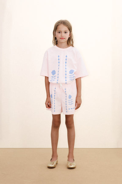 Flower Pattern Graphic Tee – pastel pink