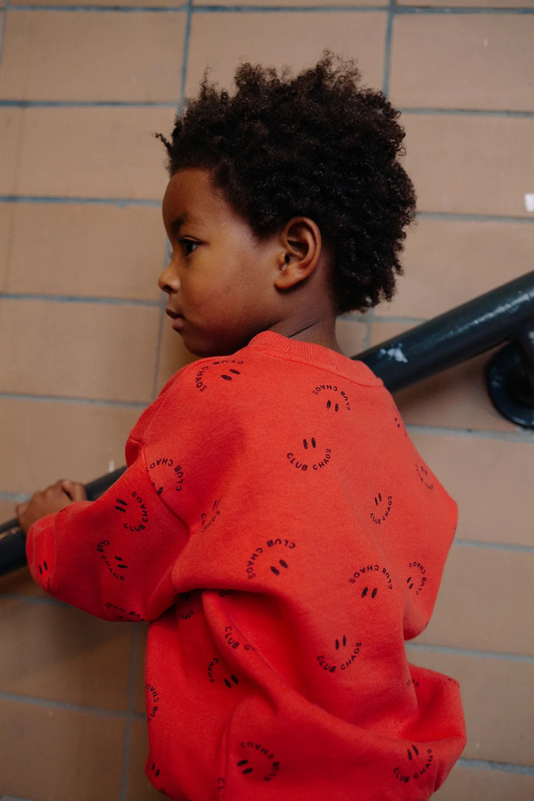 Sweatshirt Club Chaos Print – vivid red
