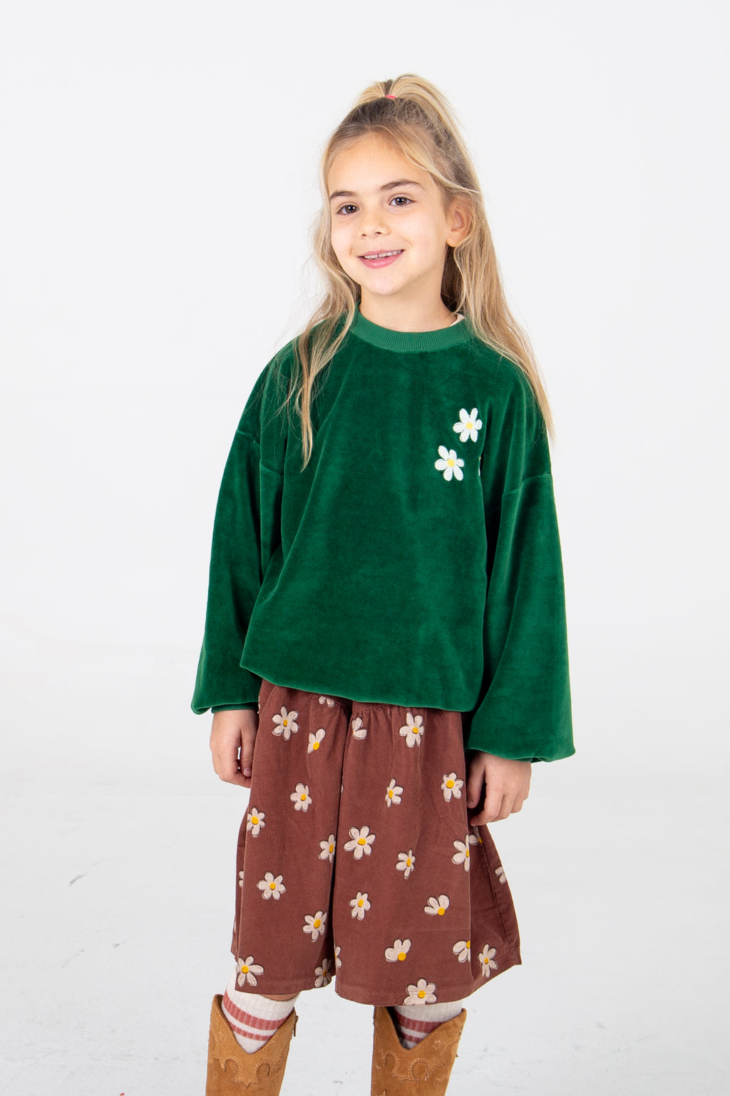 Daisies Velvet Sweatshirt – green