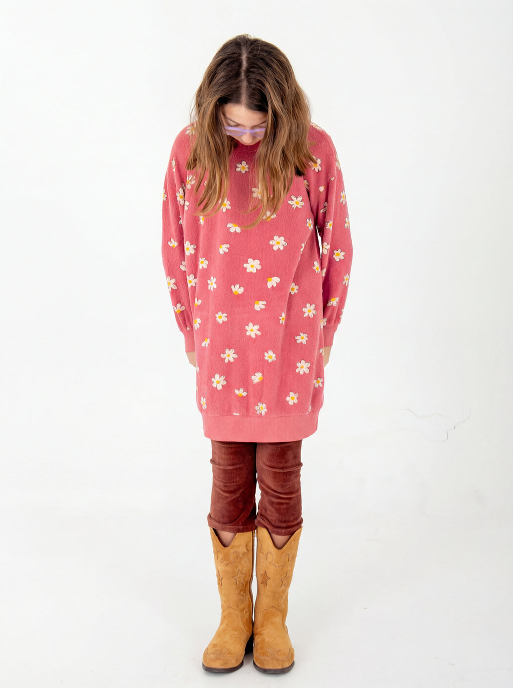 Daisies All Over Sweatdress – pink lemonade